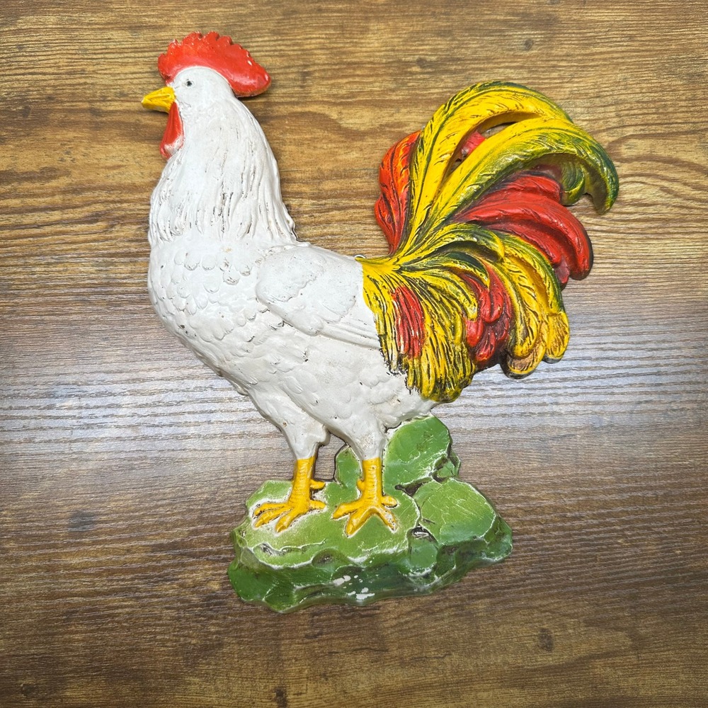 Vintage Homco Rooster Wall Hanging Farmhouse Decor White Red Yellow Plastic 12in